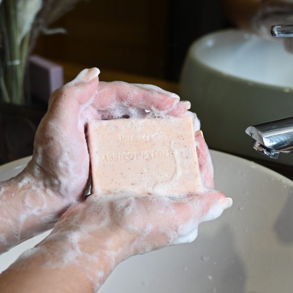 Savon de Provence solide Exfoliant parfum Abricot - 100g – Image 2