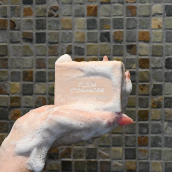 Savon de Provence solide parfum Fleur d'Oranger - 100g – Image 2